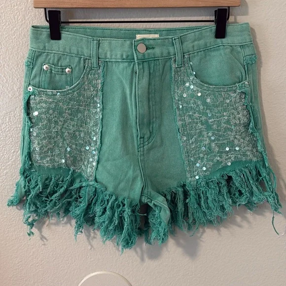 NWOT- POL- Fringed Green Denim Shorts - Picture 1 of 3